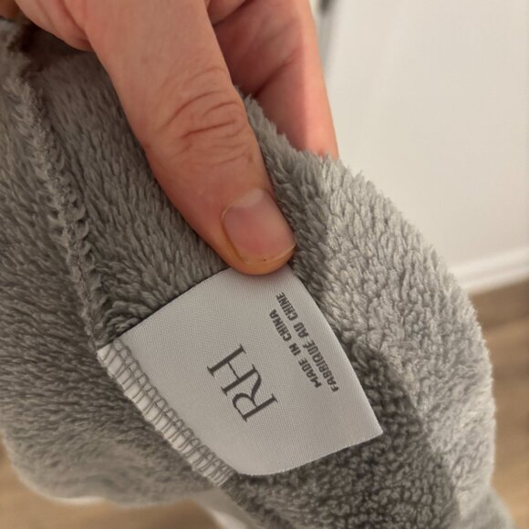 Restoration Hardware Luxury Plush Robe, Gray (Size L) - Picture 4 of 6
